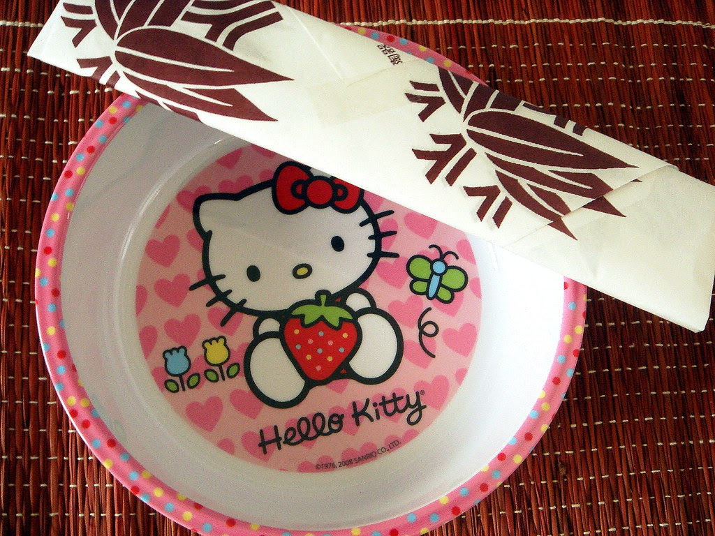 Hello Kitty bowl and matching chopsticks