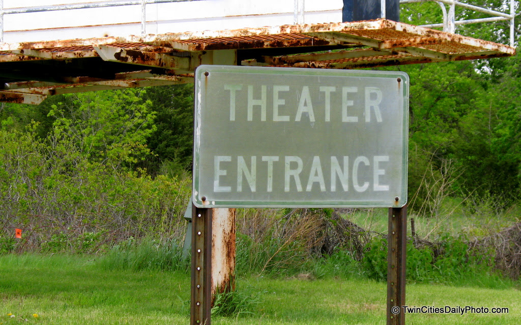 The entrance sign to the Cottage View Drive-In Theater.