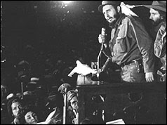 Photo of Fidel Castro addresses the crowd after his inauguaration