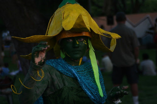 Living Statue at Mindil