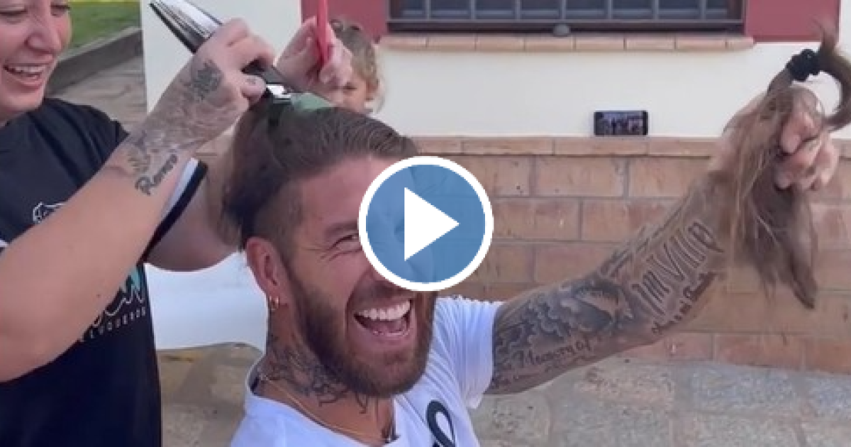 Sergio Ramos zet de tondeuse erin en gaat van lang haar naar millimeter kapsel