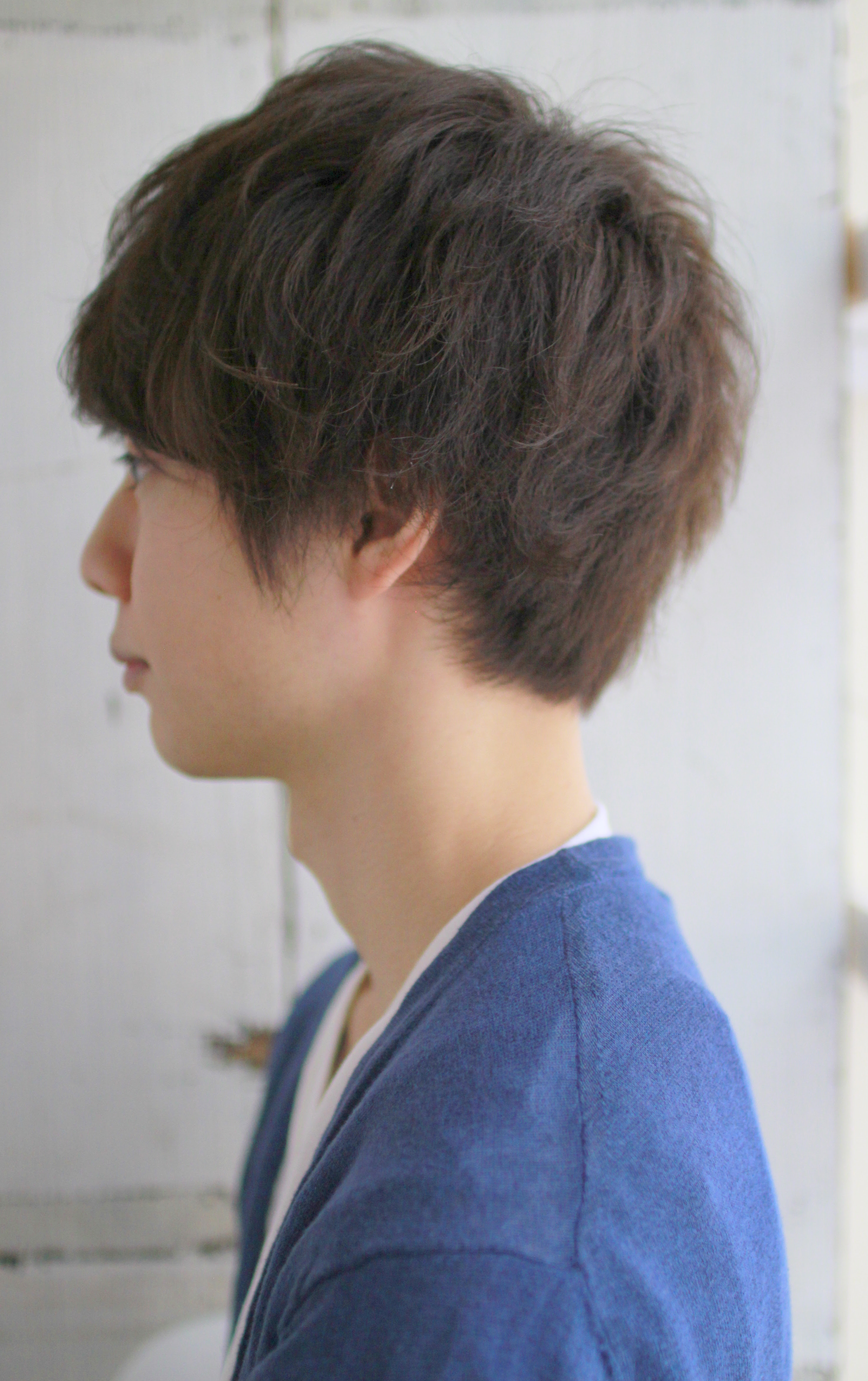 美しい メンズ パーマ 外 ハネ ヘアスタイル画像