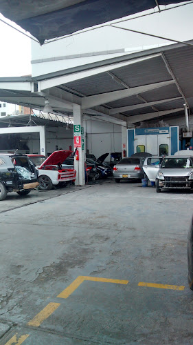 Gustavo Abraham S.A. - Taller de reparación de automóviles