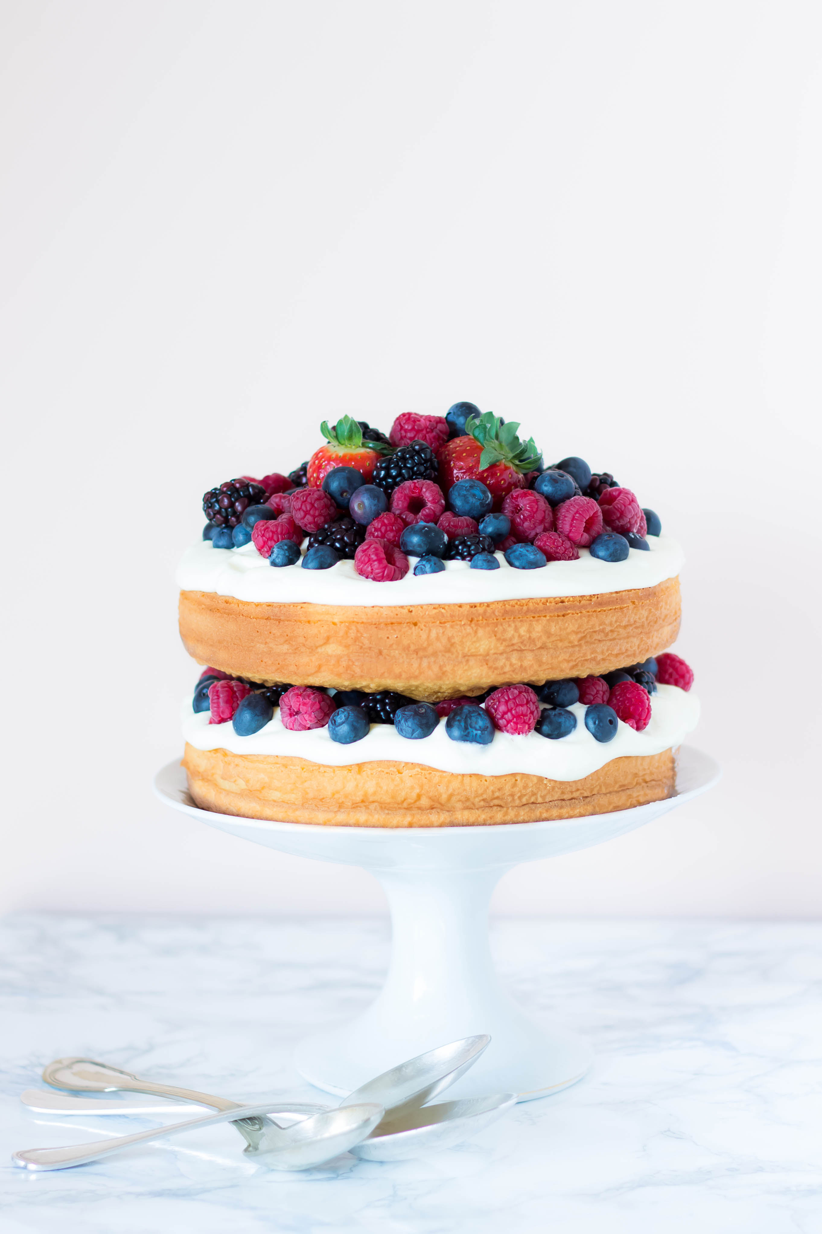 Mascarpone Berries Layer Cake