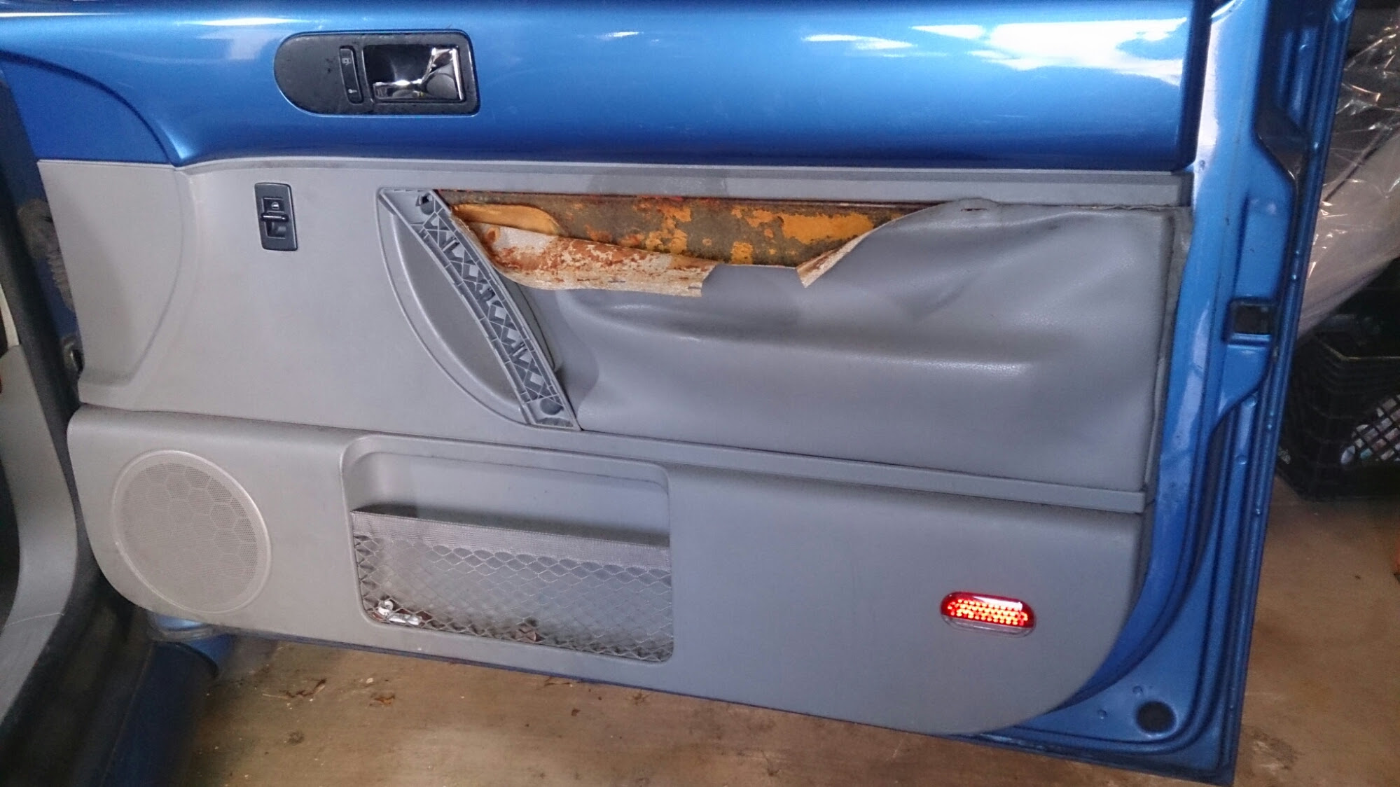 Custom New Beetle Door Panels