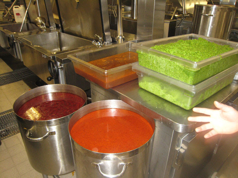 allure of the seas kitchen (3)