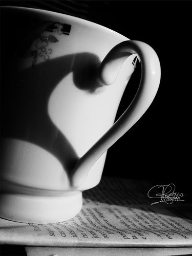 coffe cup heart;