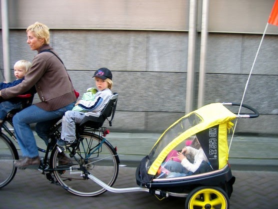 子供 自転車 三 人 乗り