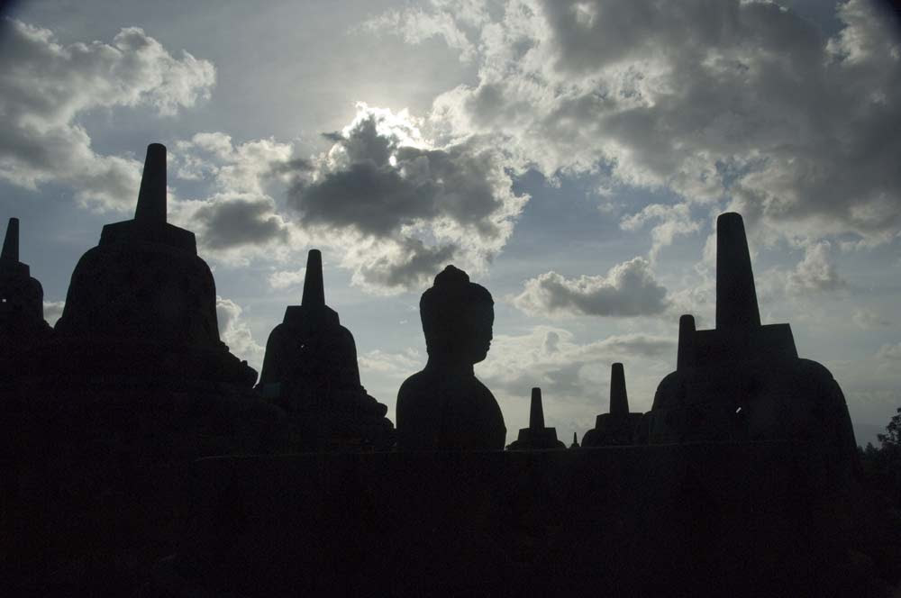 82 Gambar Siluet Candi Borobudur Paling Bagus