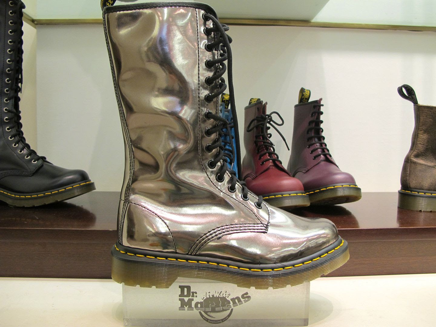 holt renfrew mens shoes