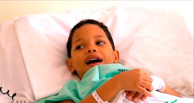 Para a família, o pequeno José Carlos, de 6 anos, é um herói (Foto: Reprodução/Inter TV Cabugi)