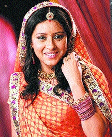 Images and Places, Pictures and Info: balika vadhu anandi real name