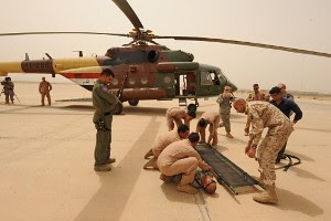 20110518_0650A_298_NEWDAWN_IRAQ_BIAP_IRAQI_AIR_FORCE_JOINT_MEDEVAC_TRAINING
