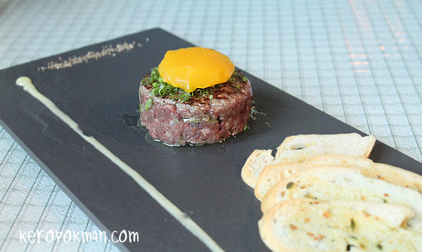 Skyve Elementary Bistro and Bar
