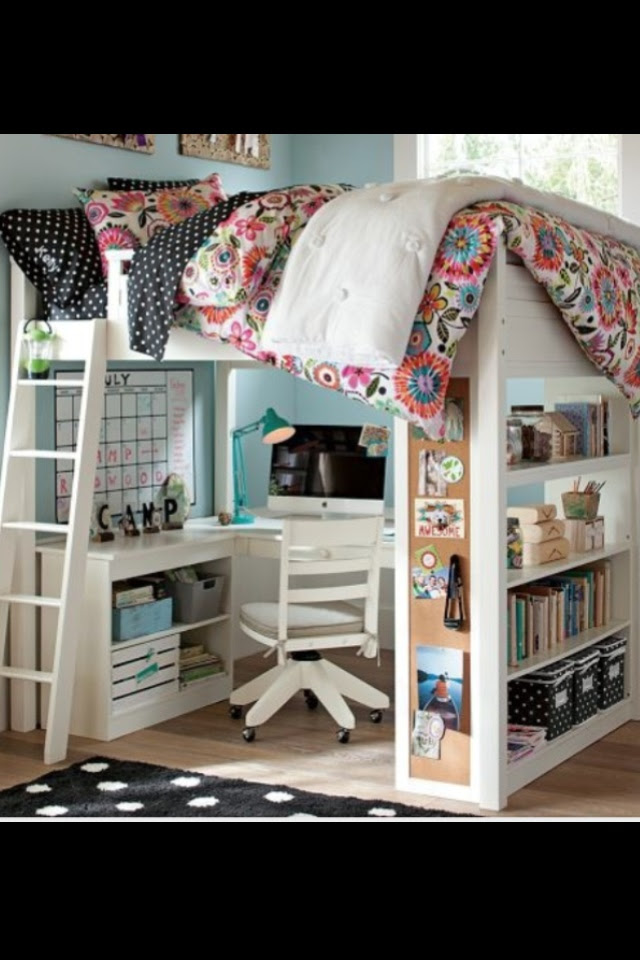 Cute girl bedroom idea