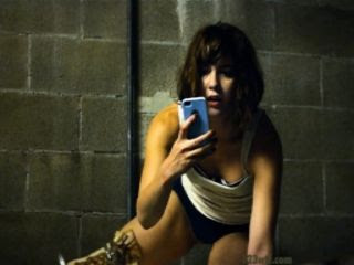  photo 10-cloverfield-lane-33-sc-mary-is-trying-to-dial-it-down-wtf-watch-the-film-saint-pauly1_zpscriv9dre.jpg