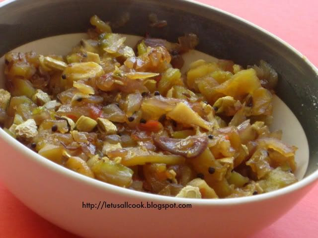 Bitter guard/Pavaka curry