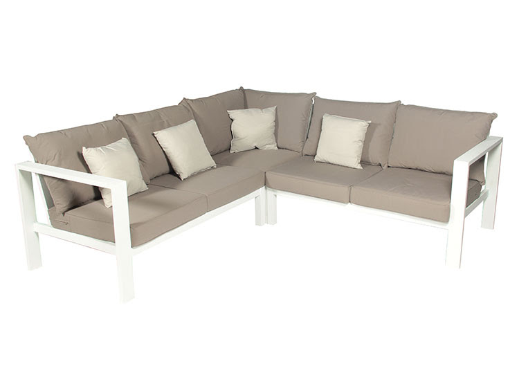 Ripley Sofás Y Living / Simple with clean lines, the ripley sofa gives