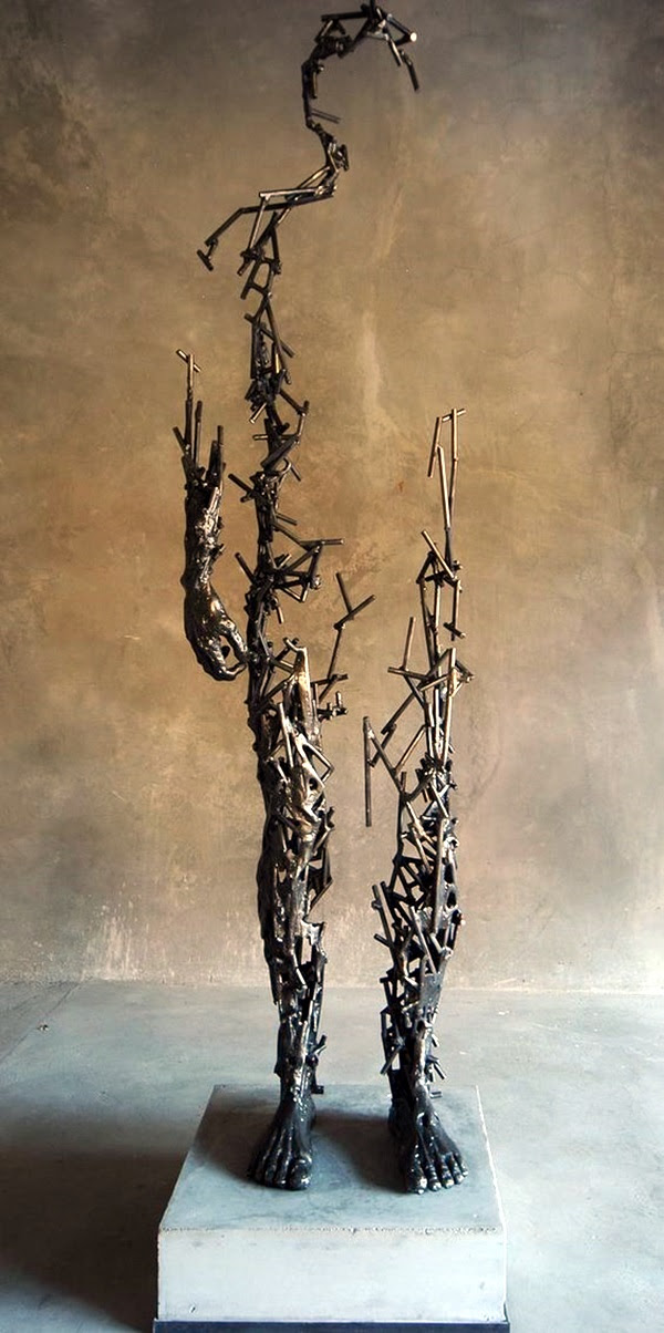 Astonishingly Life-Like Figuratives Sculptures (11)