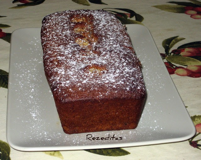 CAKE DE ZANAHORIAS Y NUECES