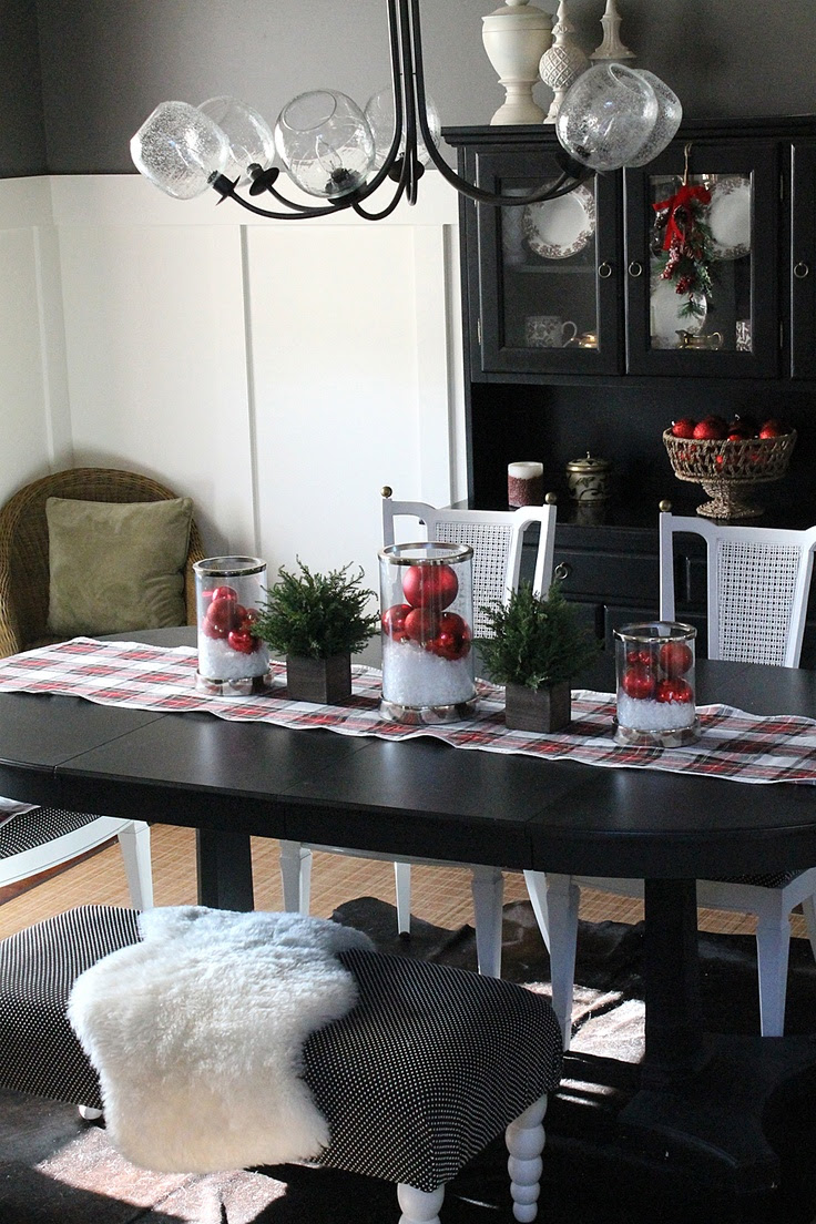 37 Stunning Christmas Dining Room Décor Ideas | DigsDigs