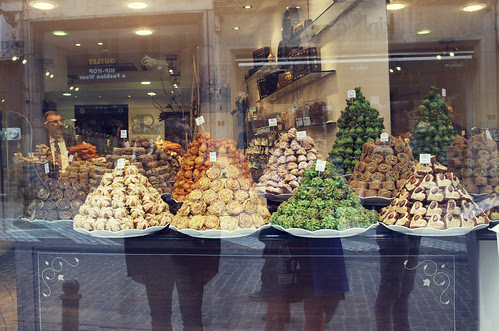 window shopping