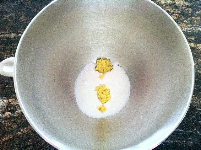 Grated Ginger Added to Granulated Sugar