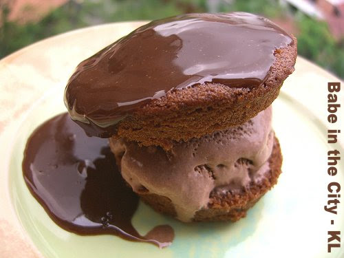 Chocolate Ice-Cream Cupcake
