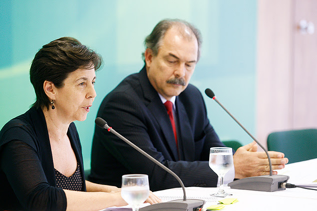 Os ministros Tereza Campello e Aloizio Mercadante durante entrevista no Palácio do Planalto
