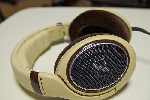 SENNHEISER HD598