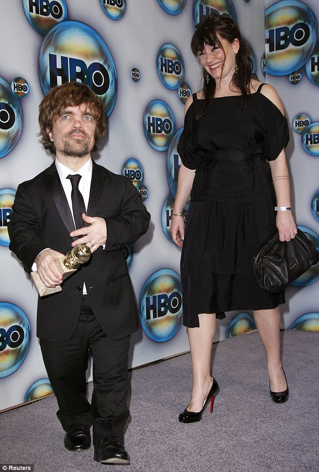 http://i.dailymail.co.uk/i/pix/2012/01/16/article-2087175-0F7AB59D00000578-694_634x936.jpg