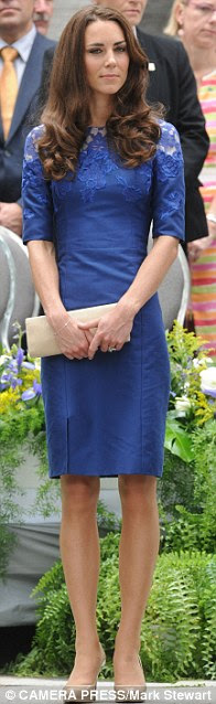 http://i.dailymail.co.uk/i/pix/2011/07/04/article-2011064-0CDC881800000578-528_196x638.jpg