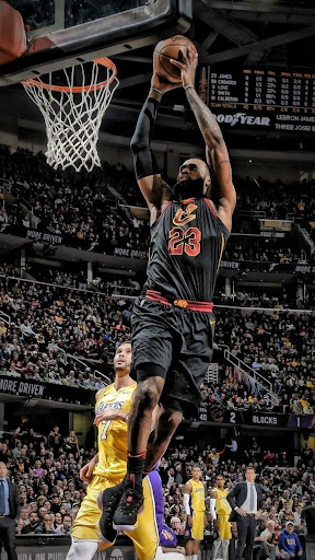 Lebron James Dunk Wallpaper 4k