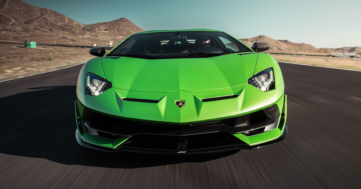 Lamborghini Aventador SVJ салатовый