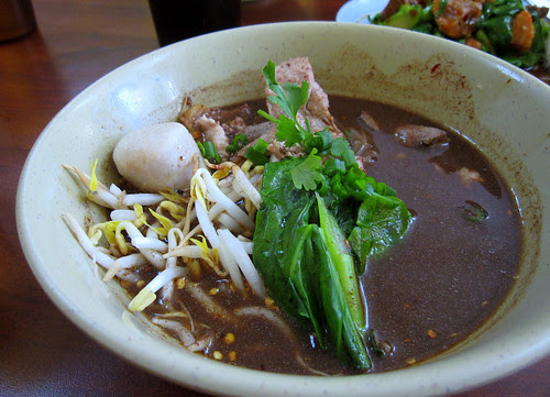 Boat noodles with pork and liver