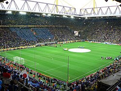 10 stadion terbesar dan termewah di dunia Signal Iduna Park