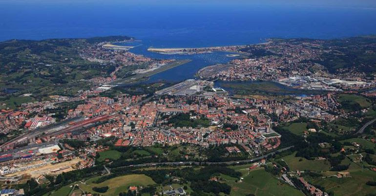 Imagen aérea de la ciudad de la comarca del Bidasoa
 