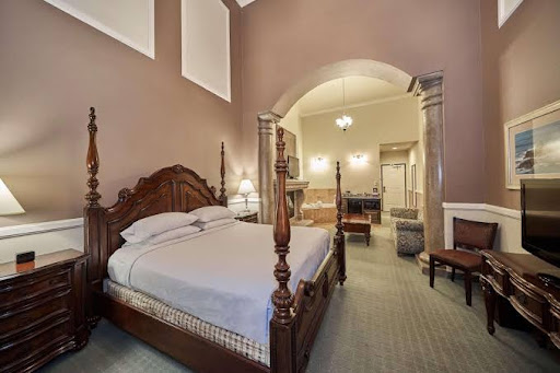 Hotel «DoubleTree by Hilton Hotel Phoenix - Gilbert», reviews and photos, 1800 S Santan Village Pkwy, Gilbert, AZ 85295, USA