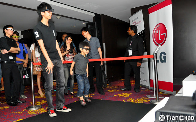 LG CINEMA 3D SMART TV Nuffnang Party - Super Real 3D