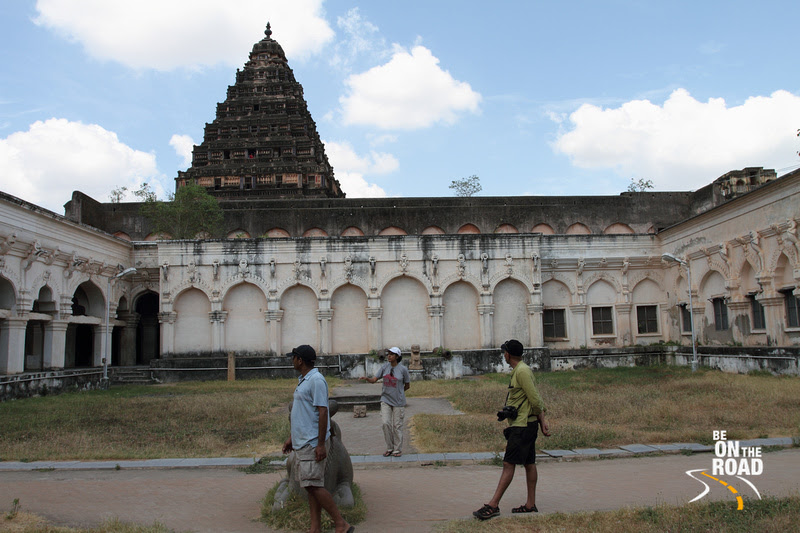 A stroll inside the Tanjore Palace