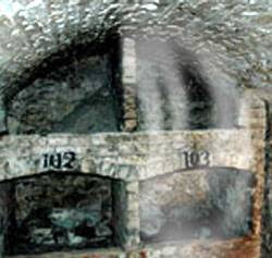 hantu 12