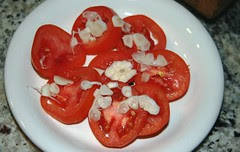 garlic on tomatoes