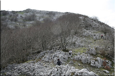 Caminando por el lapiaz