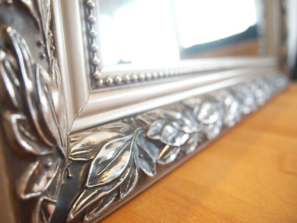 DIY weißer Spiegel mit Gold DIY weißer Spiegel mit Gold