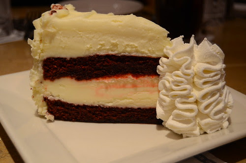 cheesecake factory red velvet cheesecake