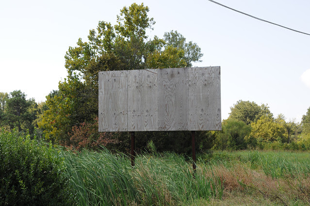wood sign at the crossroads_8678 web