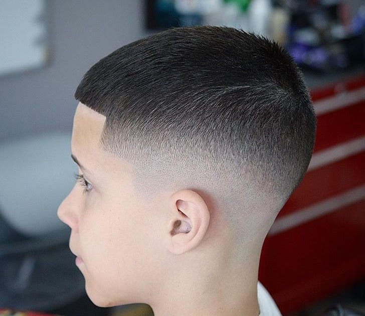 Medium Difference Between Fade And Crew Cut for Oval Face