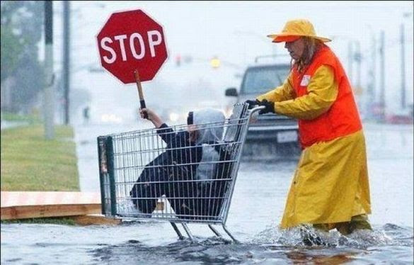Banjir pun bisa Enjoy