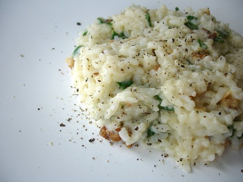 Spinach, cheese and walnut baked risotto