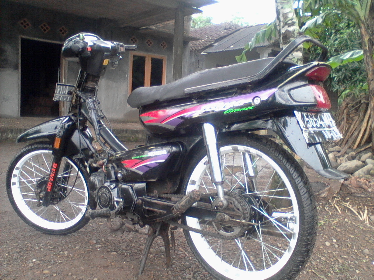 Koleksi Modifikasi Motor Legenda Astrea Terlengkap Pojok Otomania Koleksi Modifikasi Motor Legenda Astrea Terlengkap Pojok Otomania